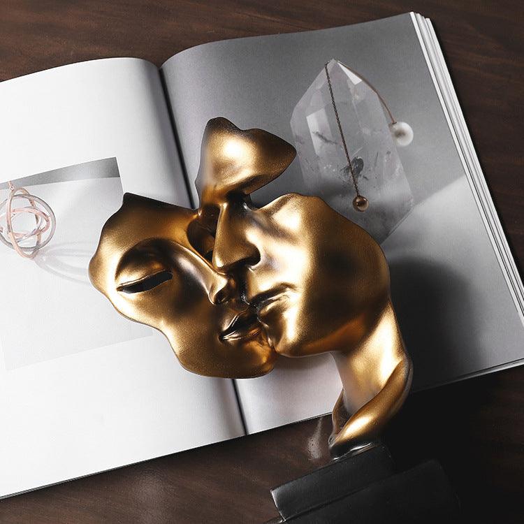 Serenova – Romantic Embrace Sculpture for Timeless Elegance