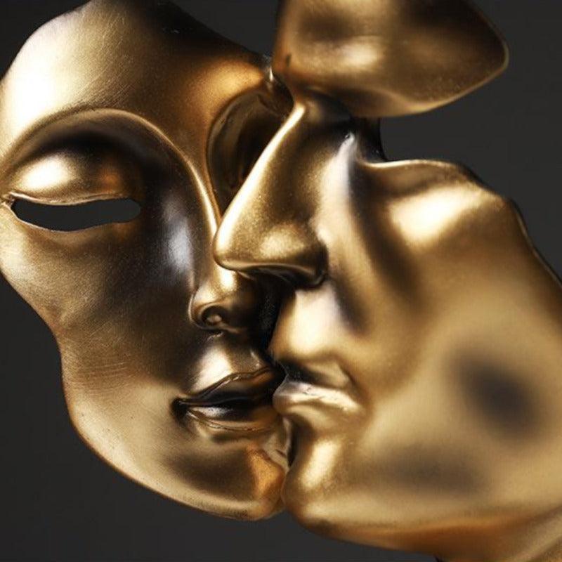 Serenova – Romantic Embrace Sculpture for Timeless Elegance