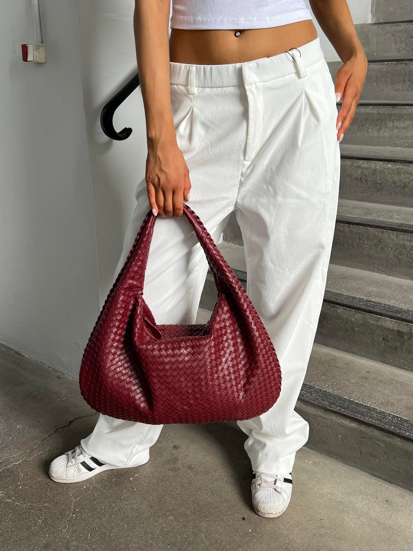 Solaya – Women's Everyday Statement Bag | Wine Red Shoulder Bag
