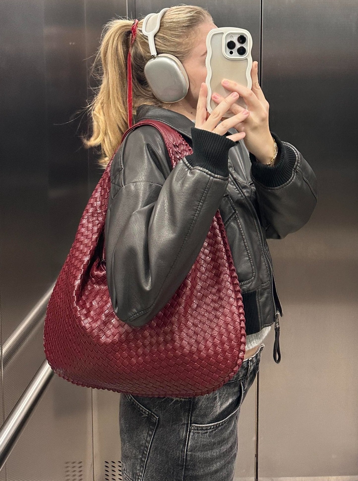 Solaya – Women's Everyday Statement Bag | Wine Red Shoulder Bag