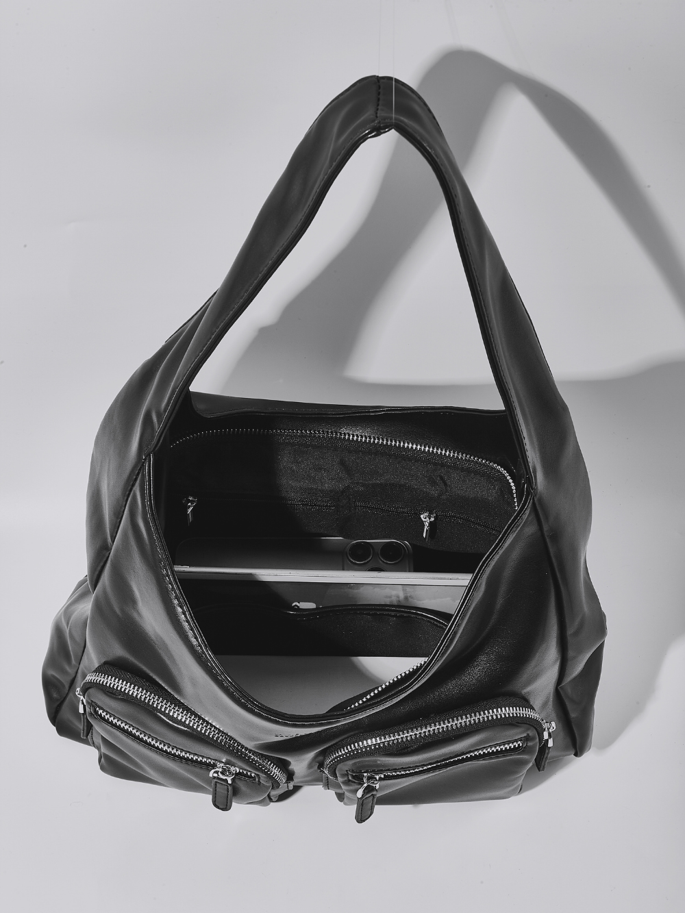 Vera – Vegan Leather Shoulder Bag with Dual Pockets