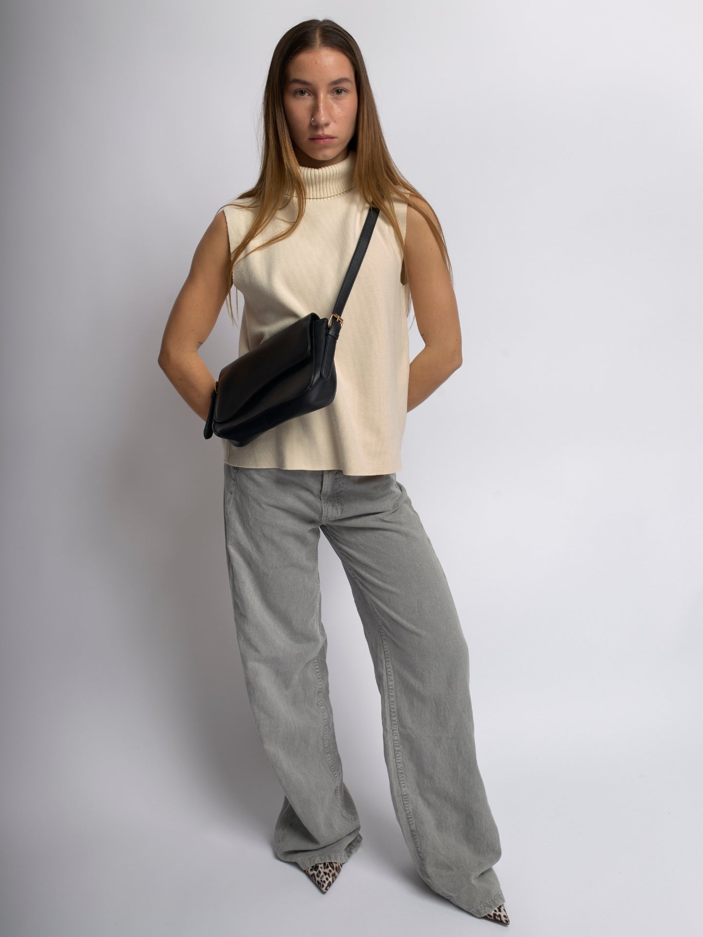 Lumière - Elegant Glam Handbag