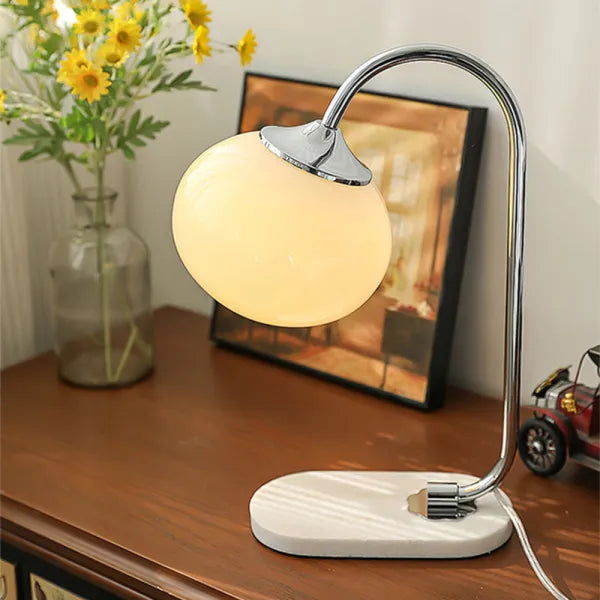 Lumière - Modern Glass and Metal Table Lamp