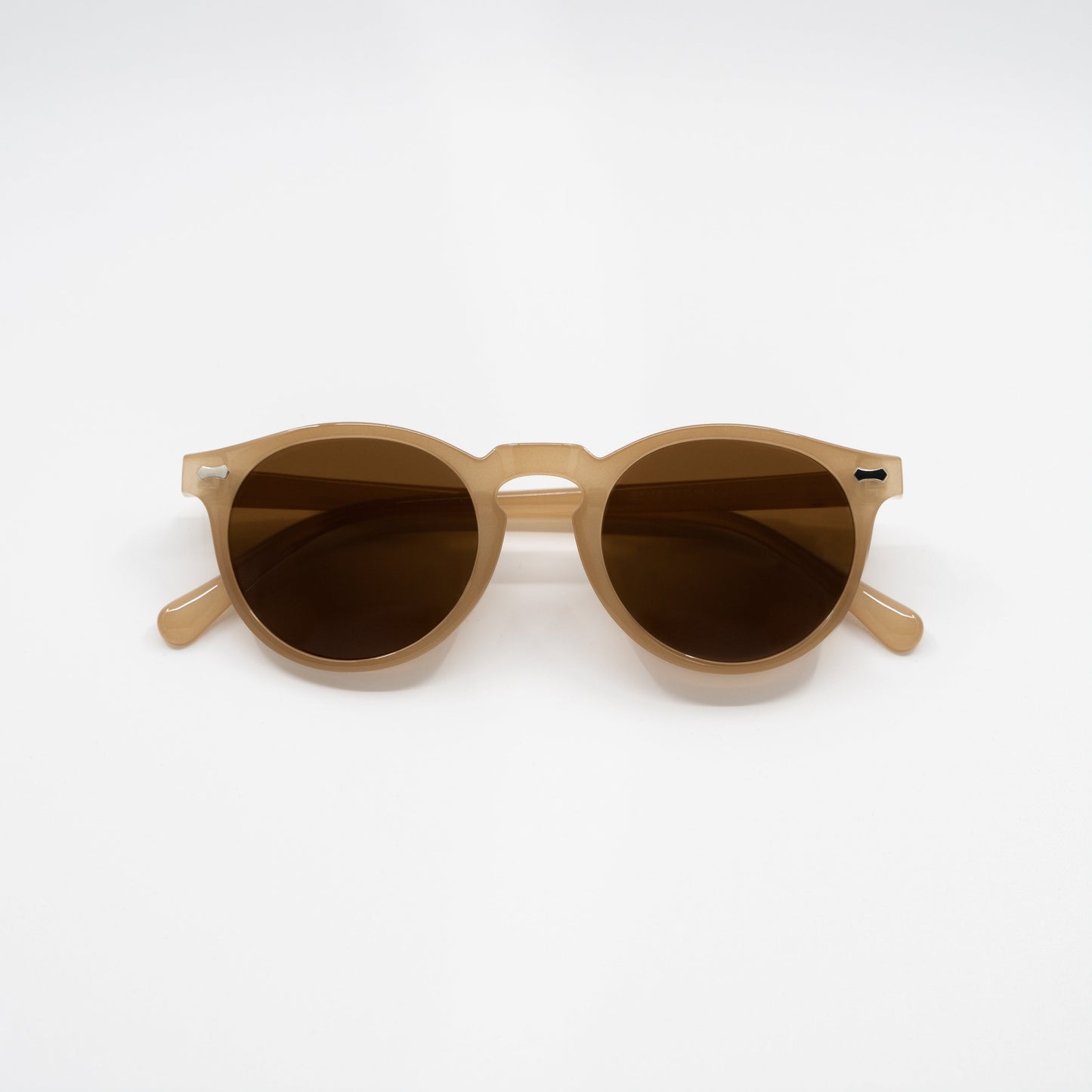 Petar Classic Ecru Round Sunglasses with Polarized Lenses for Unisex Style-2