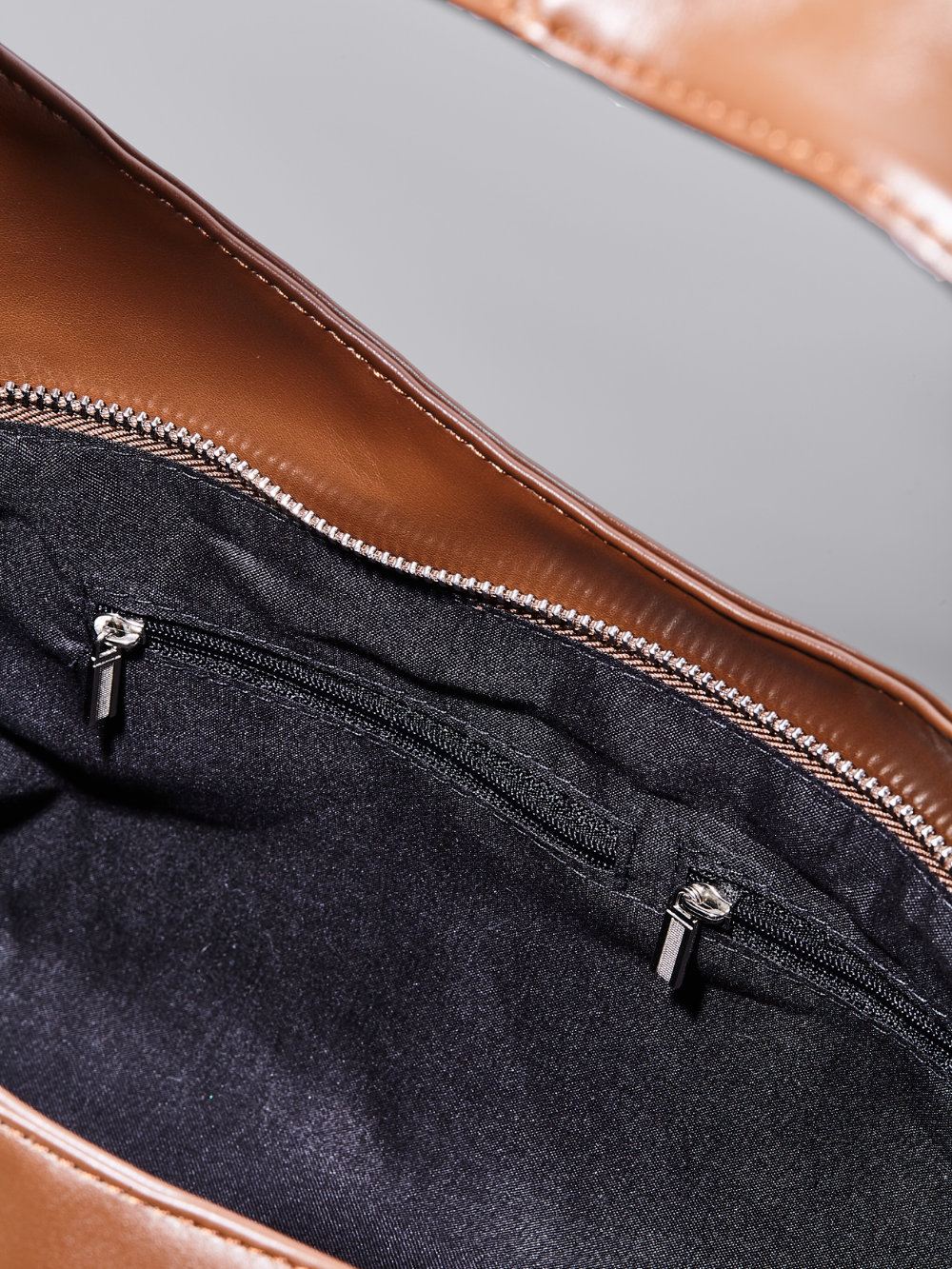 Vera – Vegan Leather Shoulder Bag with Dual Pockets