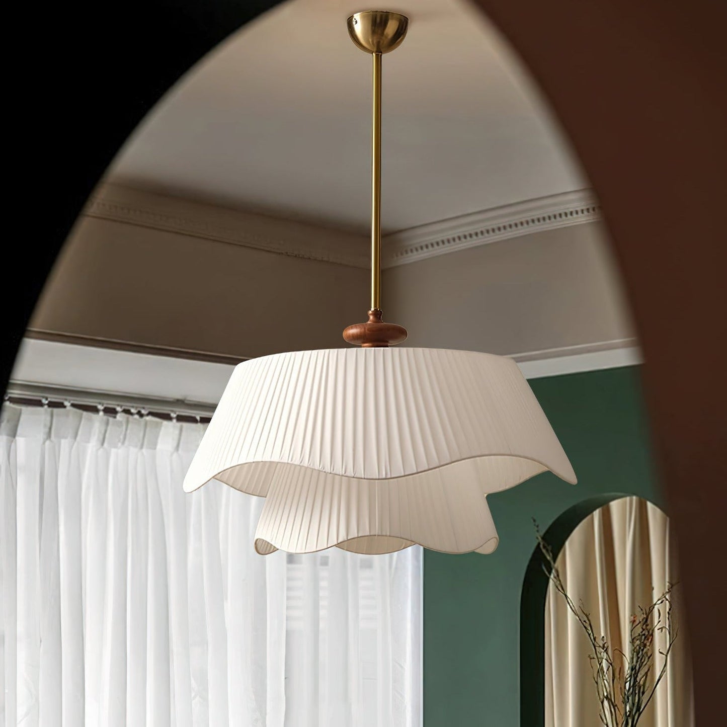 Lumo - Elegant Modern Pendant Light