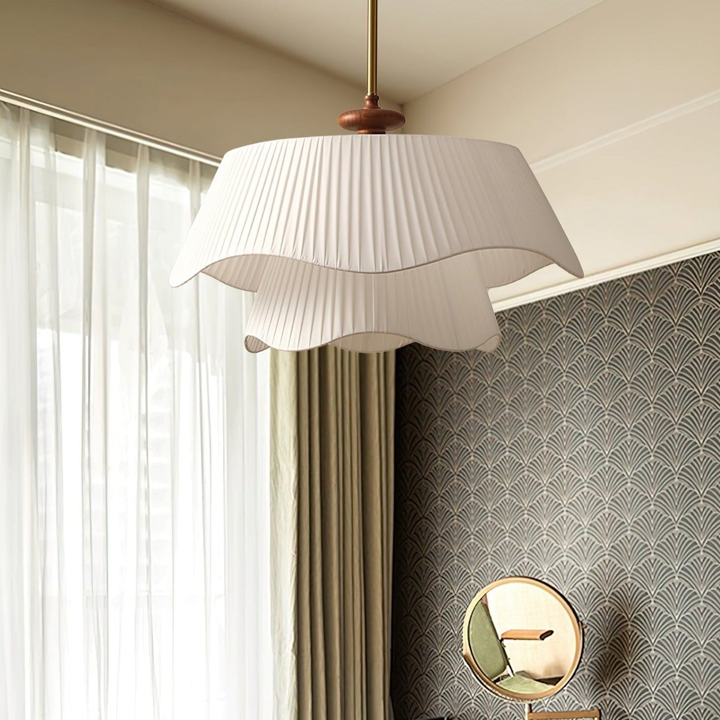 Lumo - Elegant Modern Pendant Light