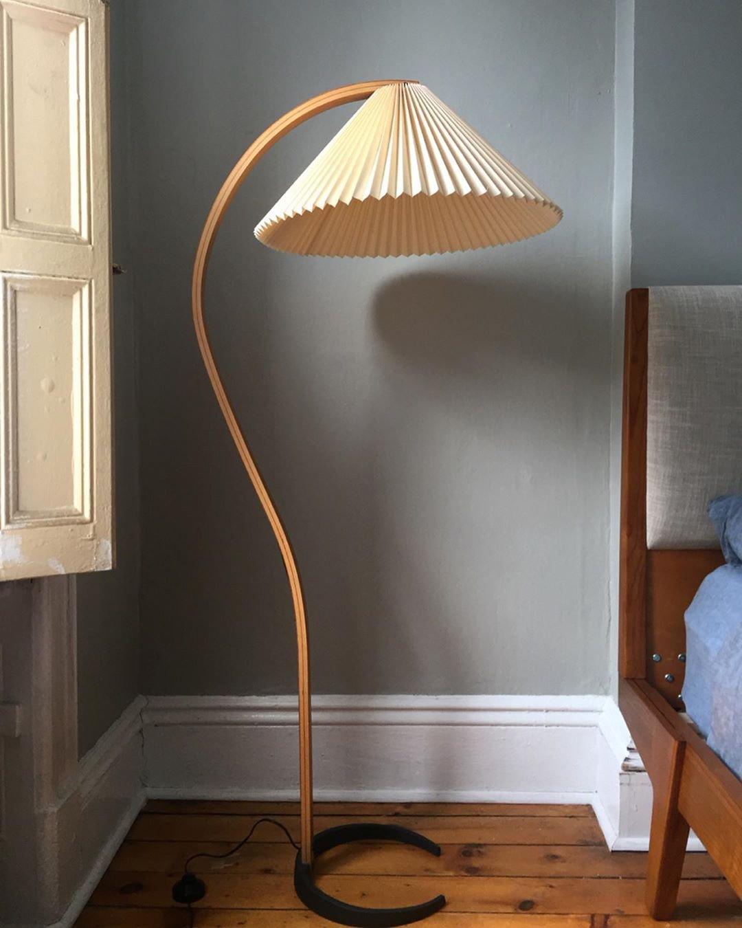 LumaLight - Stylish LED Floor Lamp