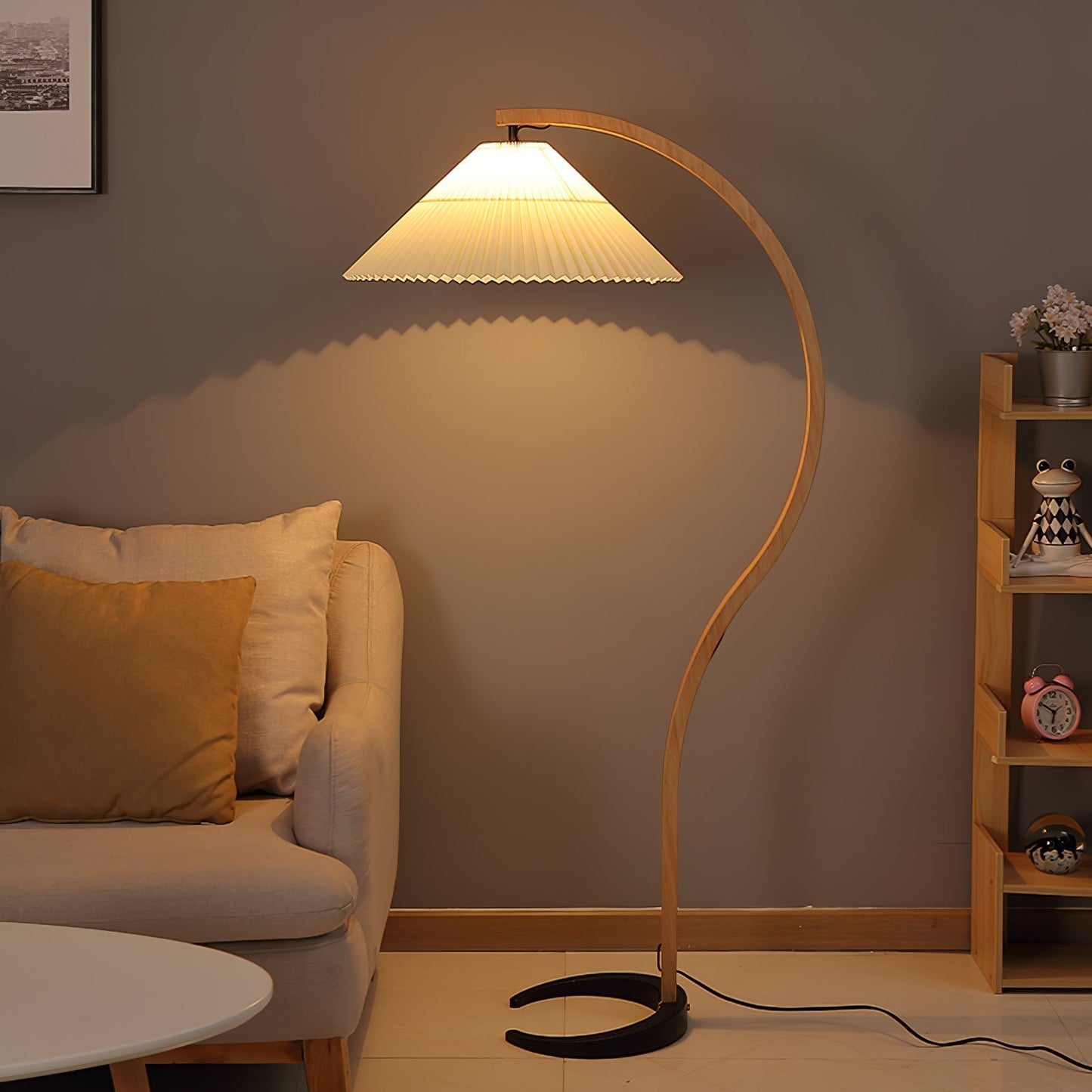LumaLight - Stylish LED Floor Lamp