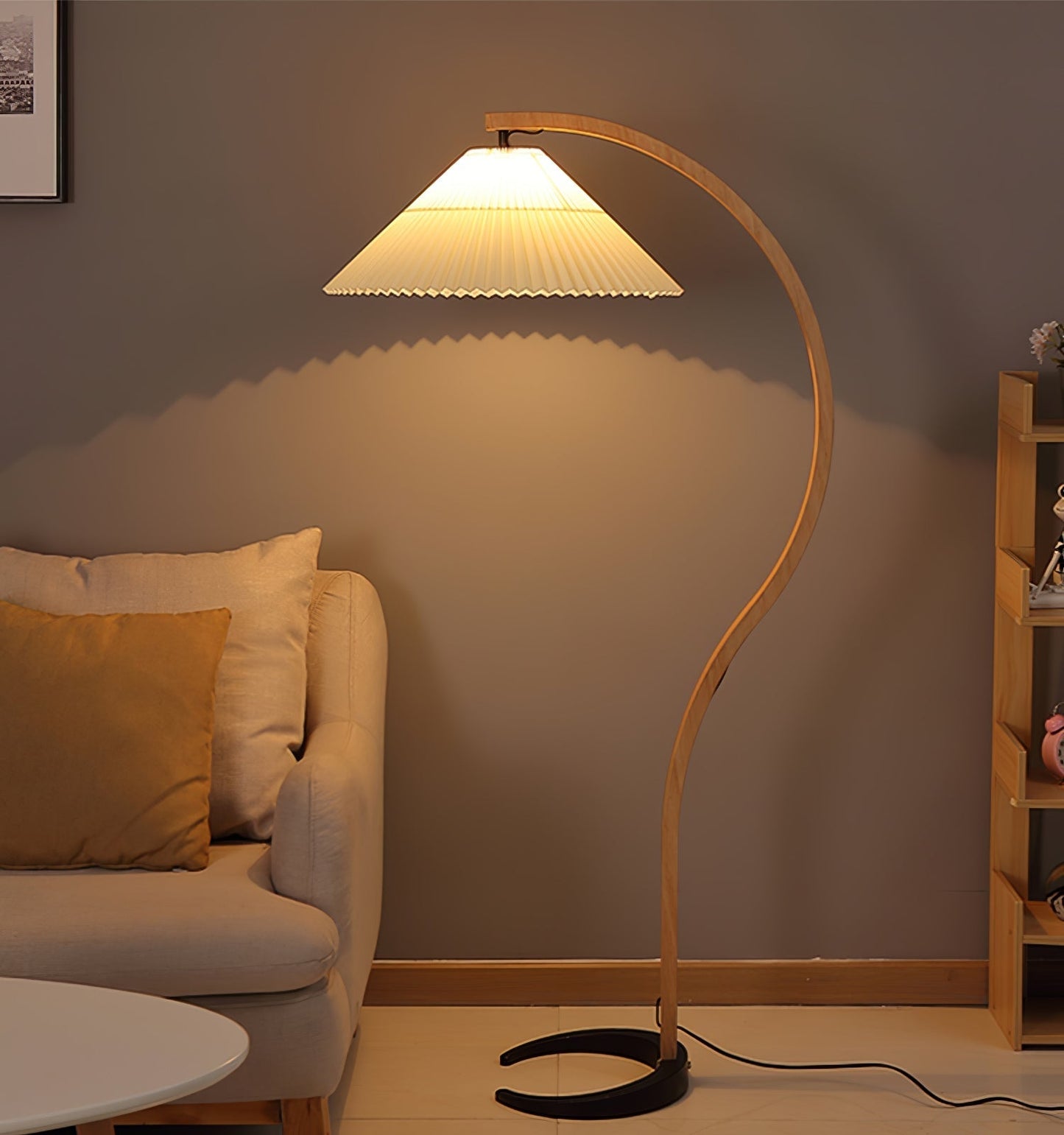 LumaLight - Stylish LED Floor Lamp