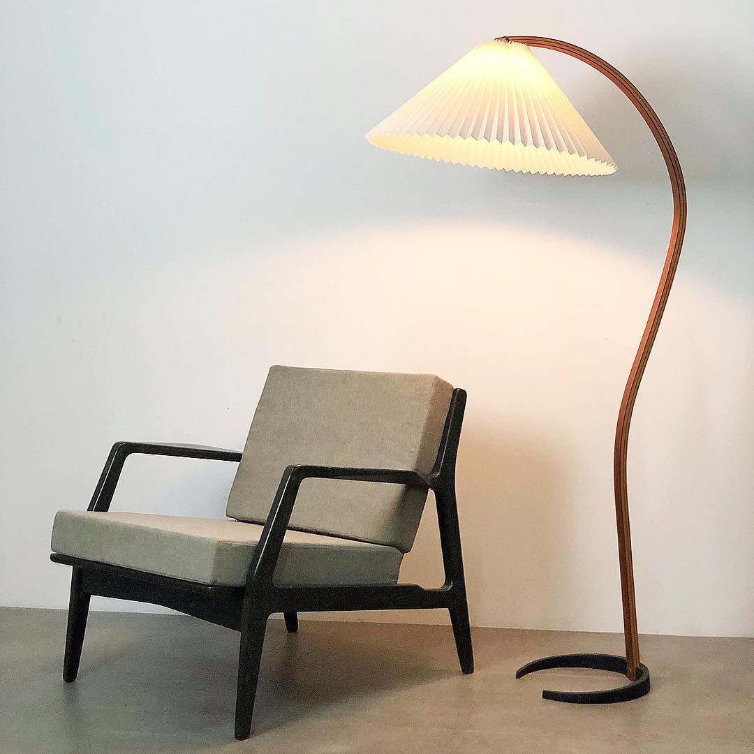 LumaLight - Stylish LED Floor Lamp