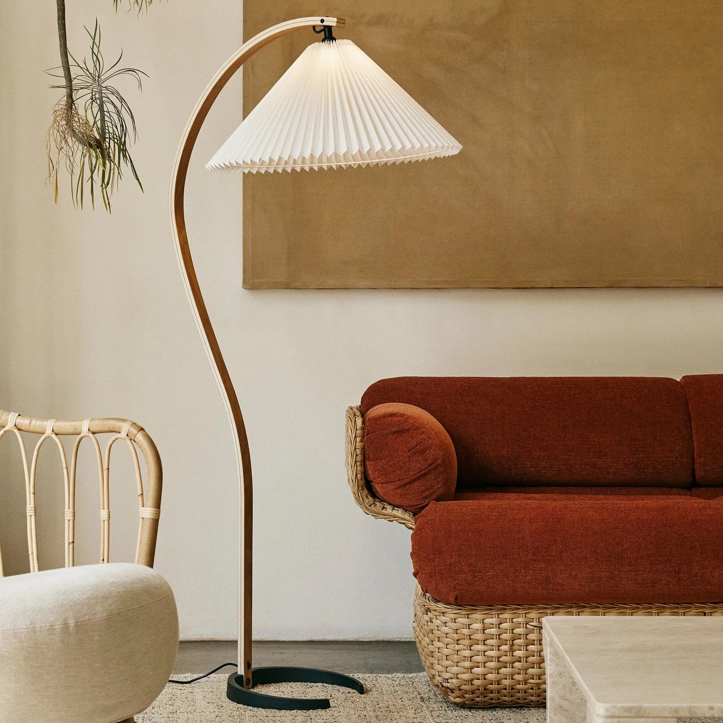 LumaLight - Stylish LED Floor Lamp