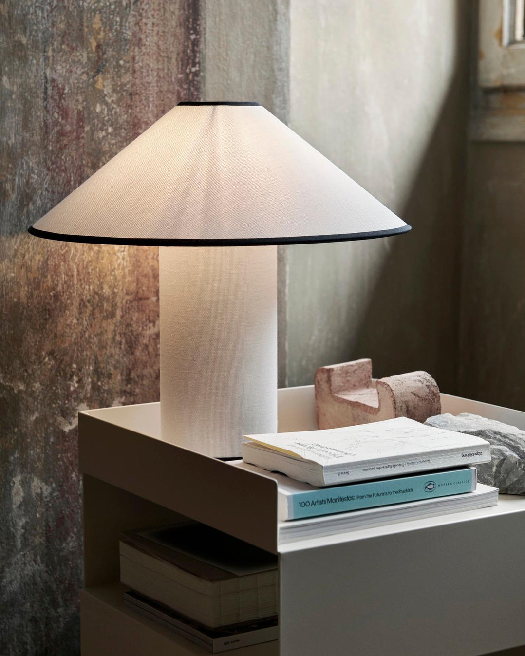 LumaCo - Modern Table Lamp