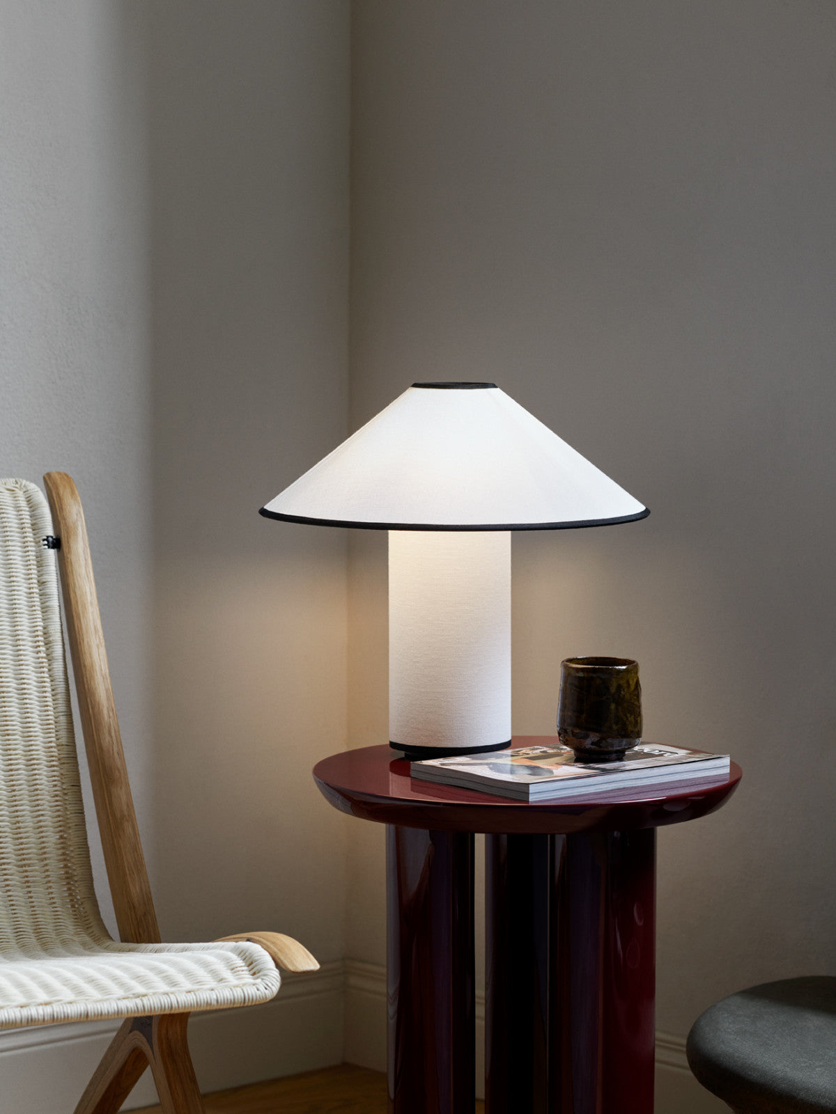 LumaCo - Modern Table Lamp