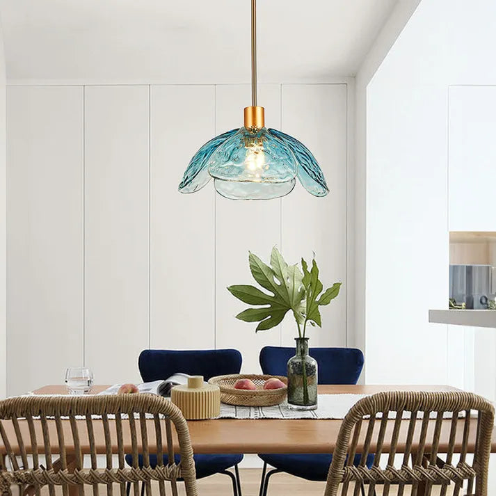 LumiBloom – Creative Flower Blossom Bedside Hanging Lamp