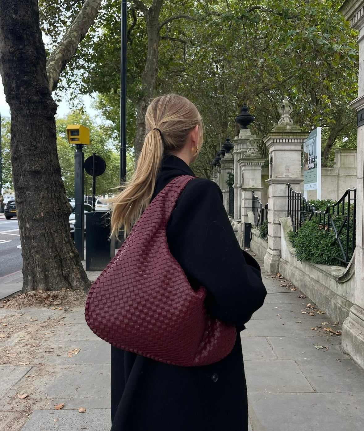 Solaya – Women's Everyday Statement Bag | Wine Red Shoulder Bag