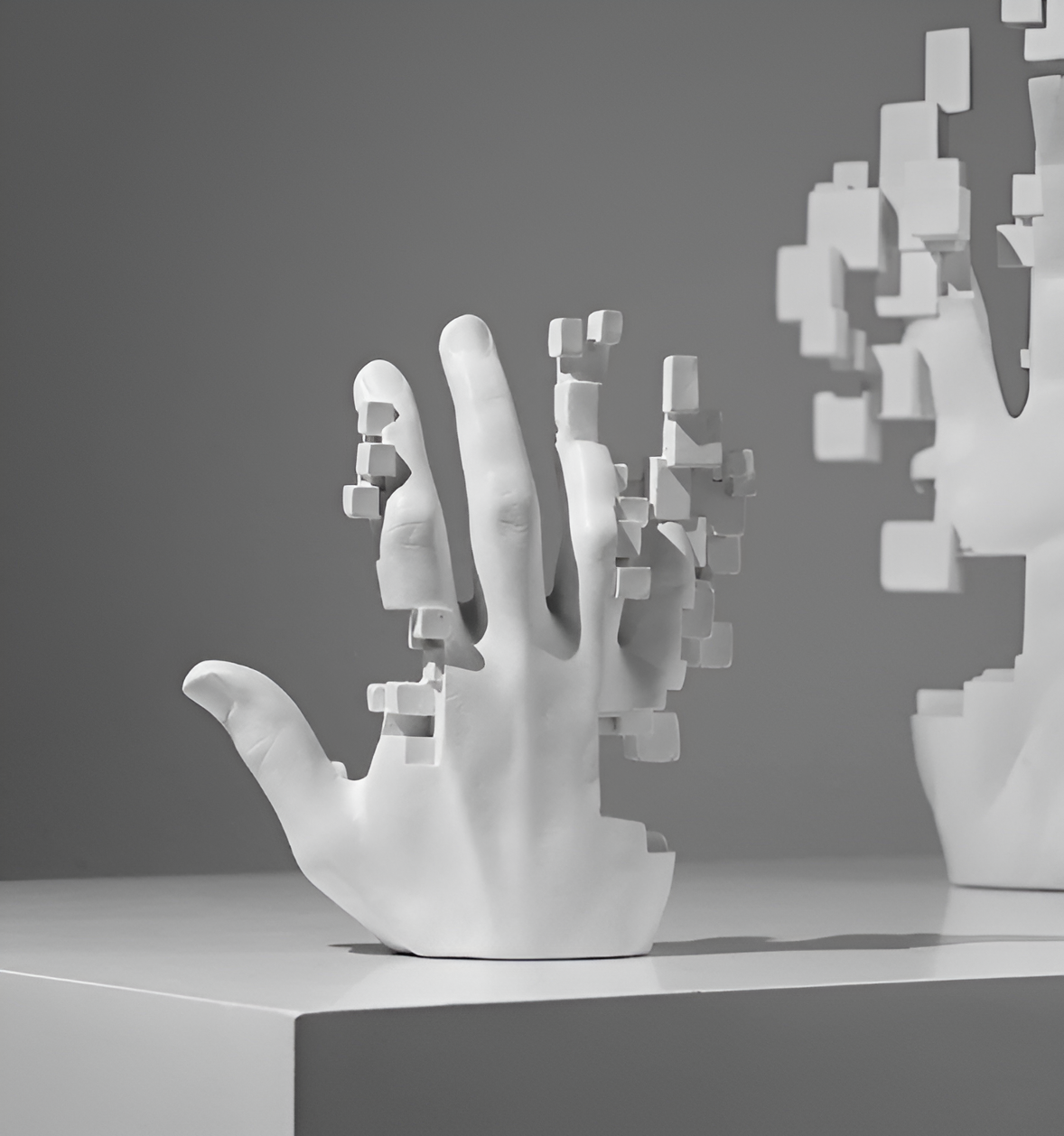 MosaicArt – Abstract Resin Hand Sculpture with Artistic Mosaic Design