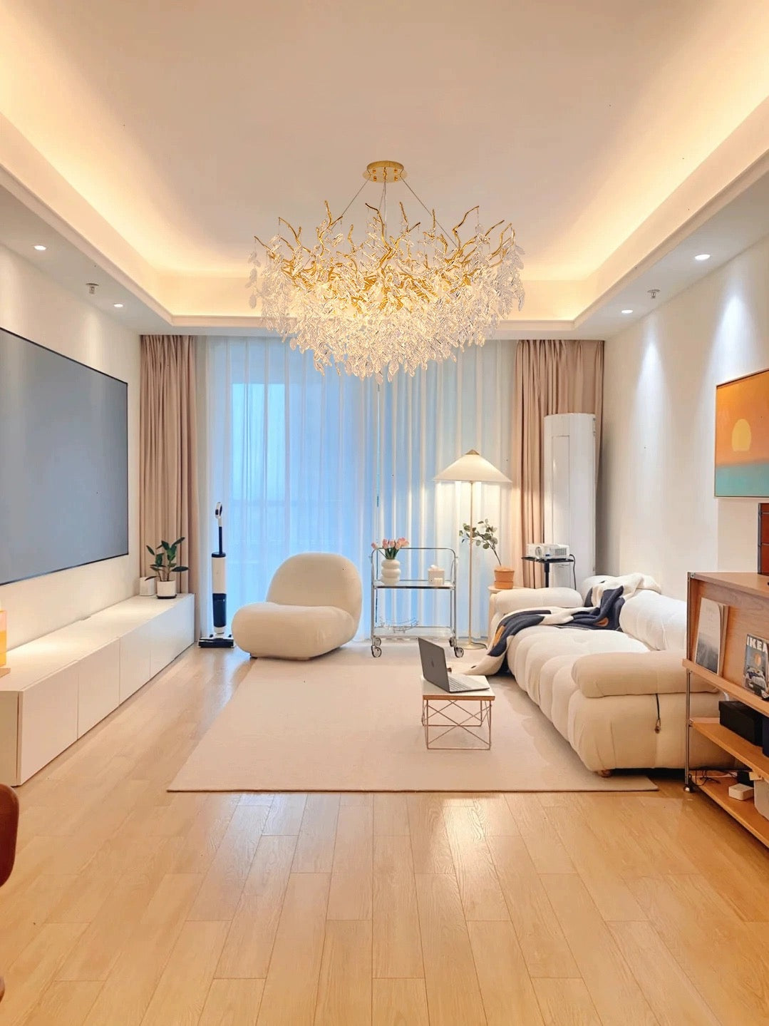 Lumiéra - French-Inspired Crystal Branch Chandelier