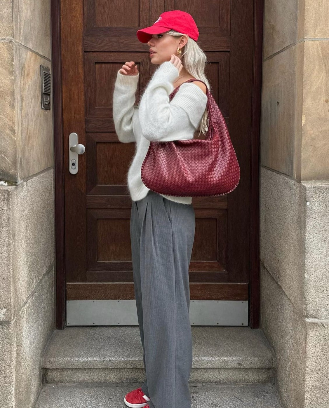 Solaya – Women's Everyday Statement Bag | Wine Red Shoulder Bag