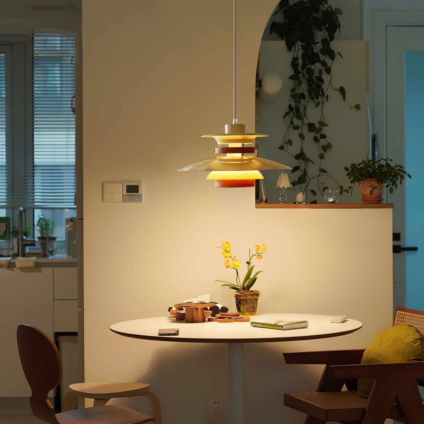 Mercero - Sleek Pendant Light