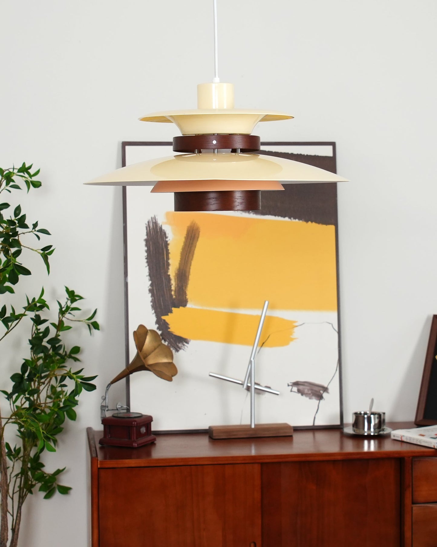 Mercero - Sleek Pendant Light