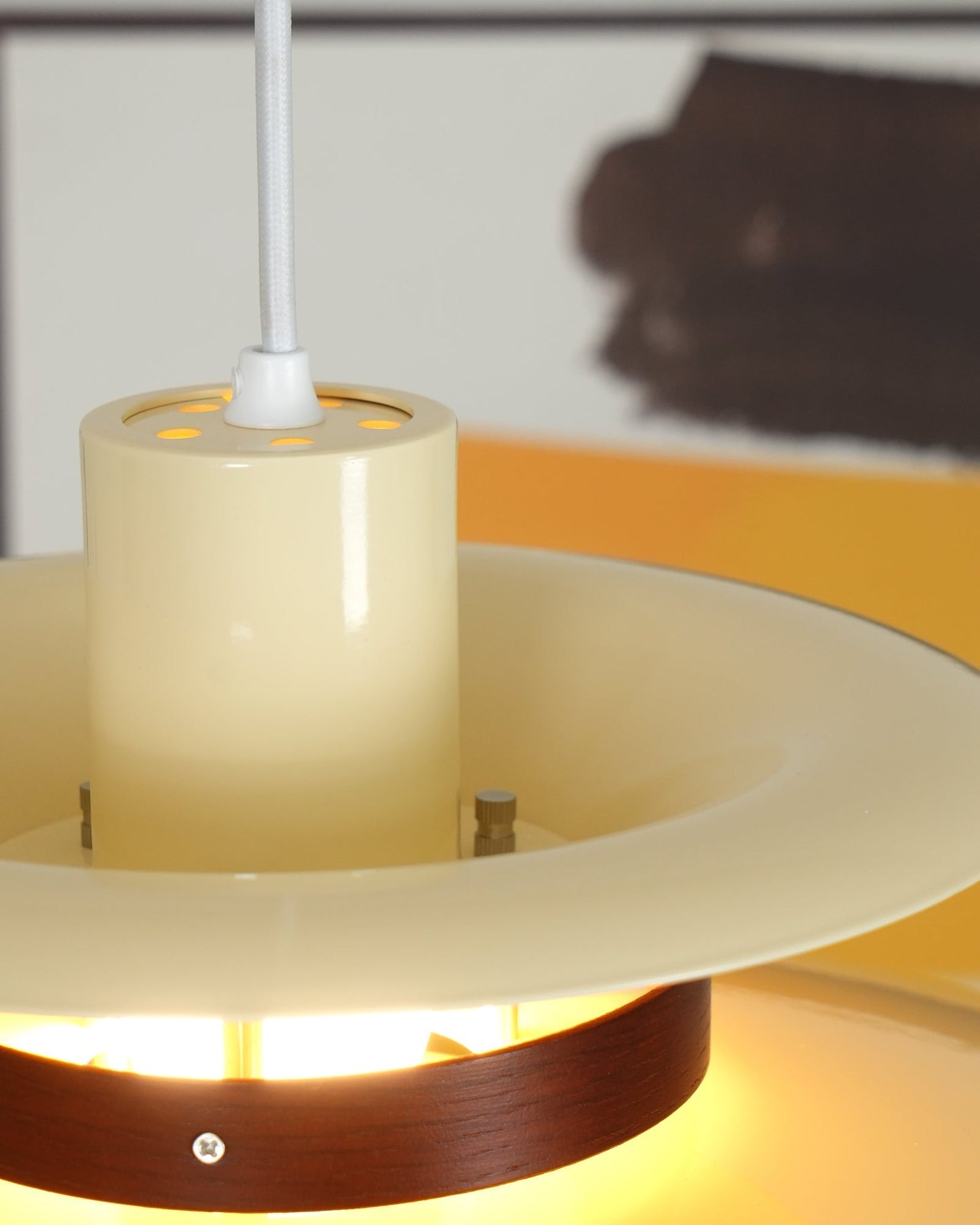 Mercero - Sleek Pendant Light