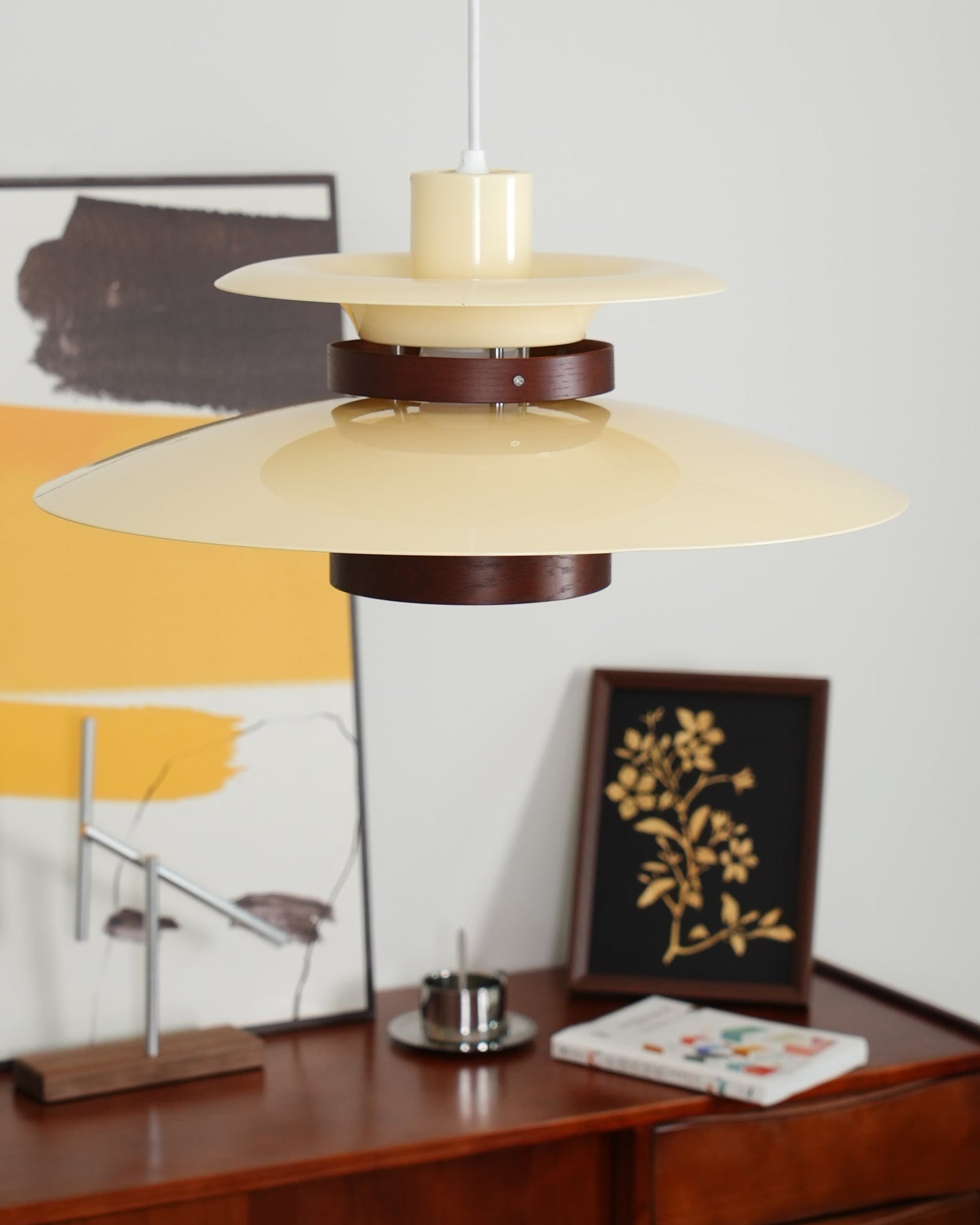 Mercero - Sleek Pendant Light