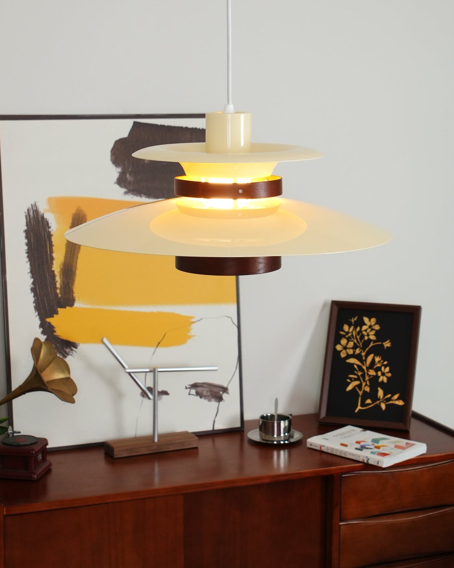 Mercero - Sleek Pendant Light