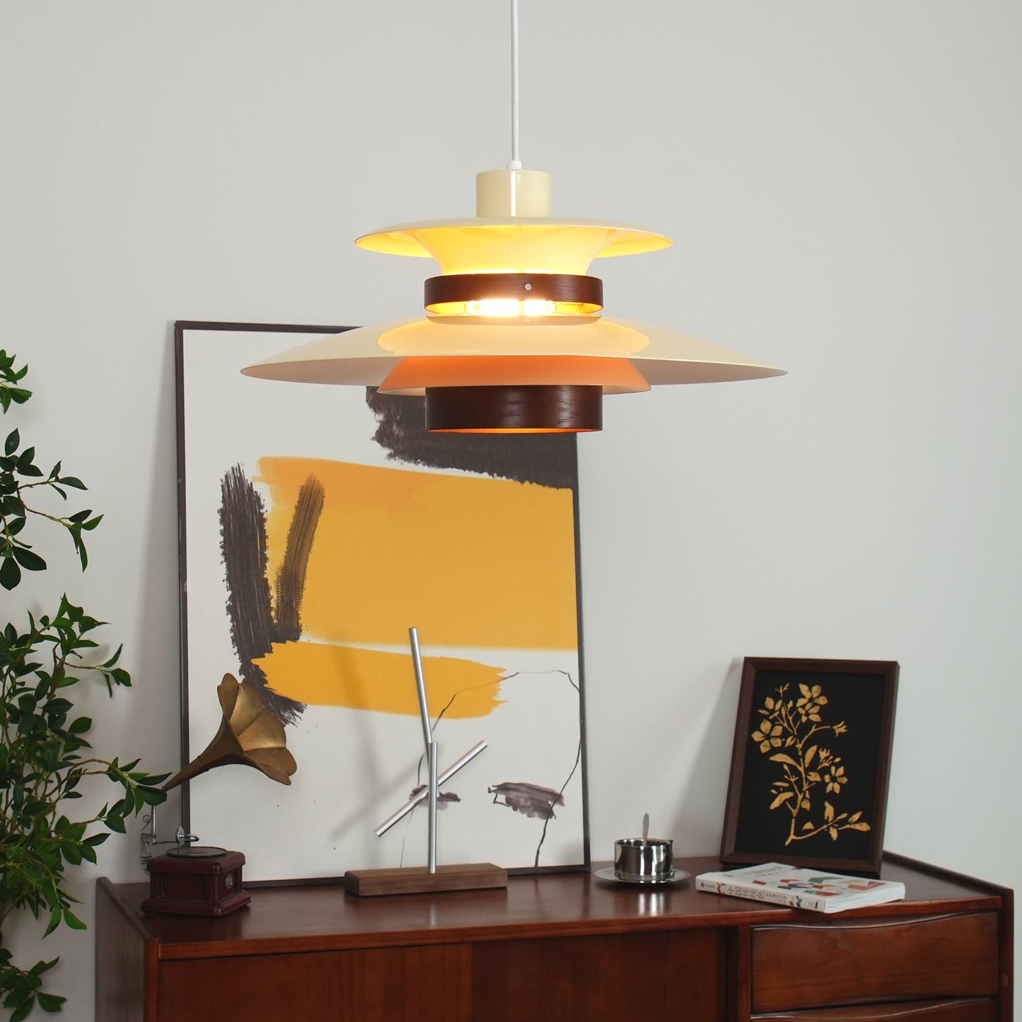 Mercero - Sleek Pendant Light