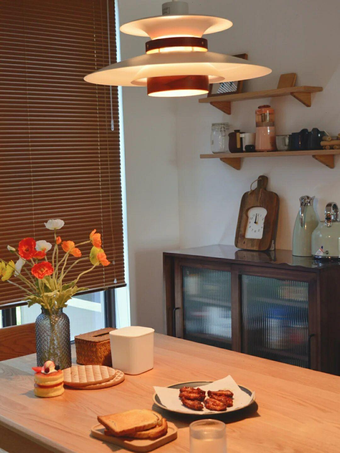 Mercero - Sleek Pendant Light