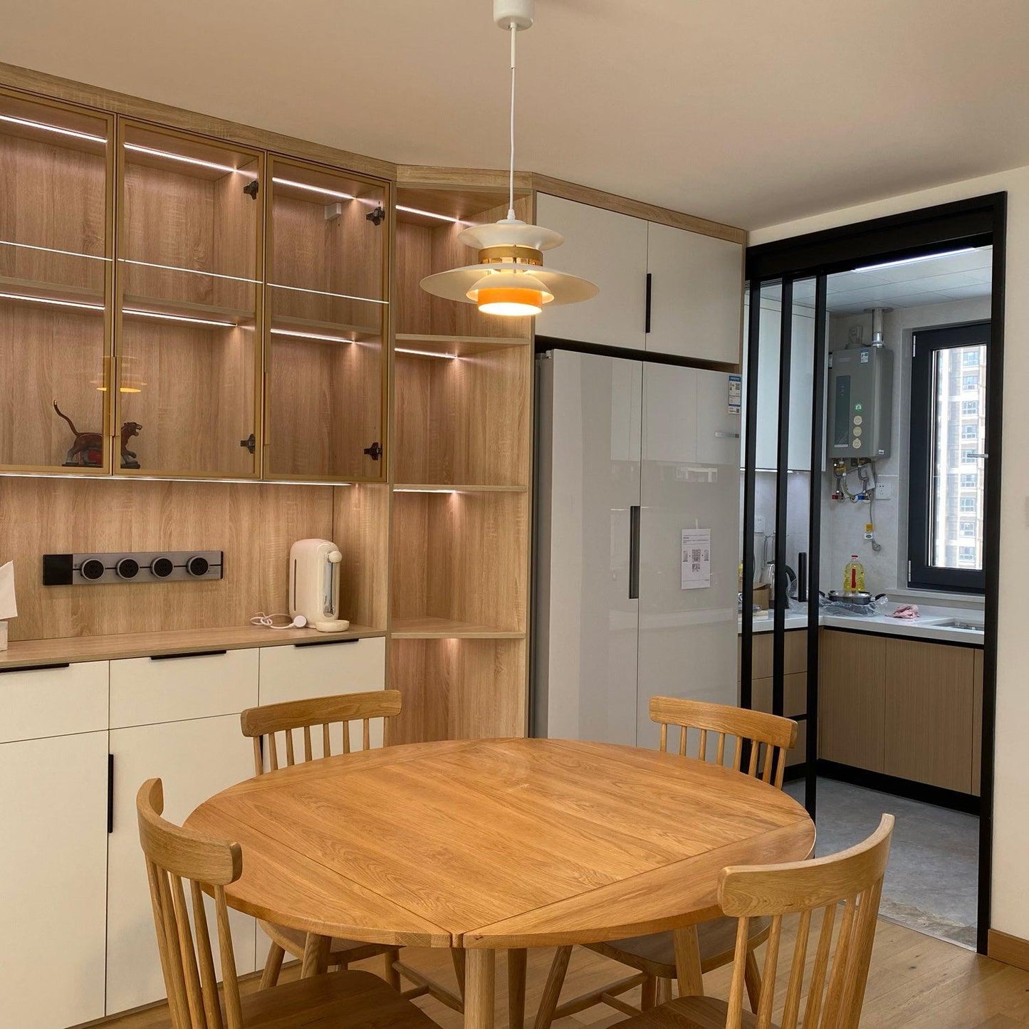 Mercero - Sleek Pendant Light