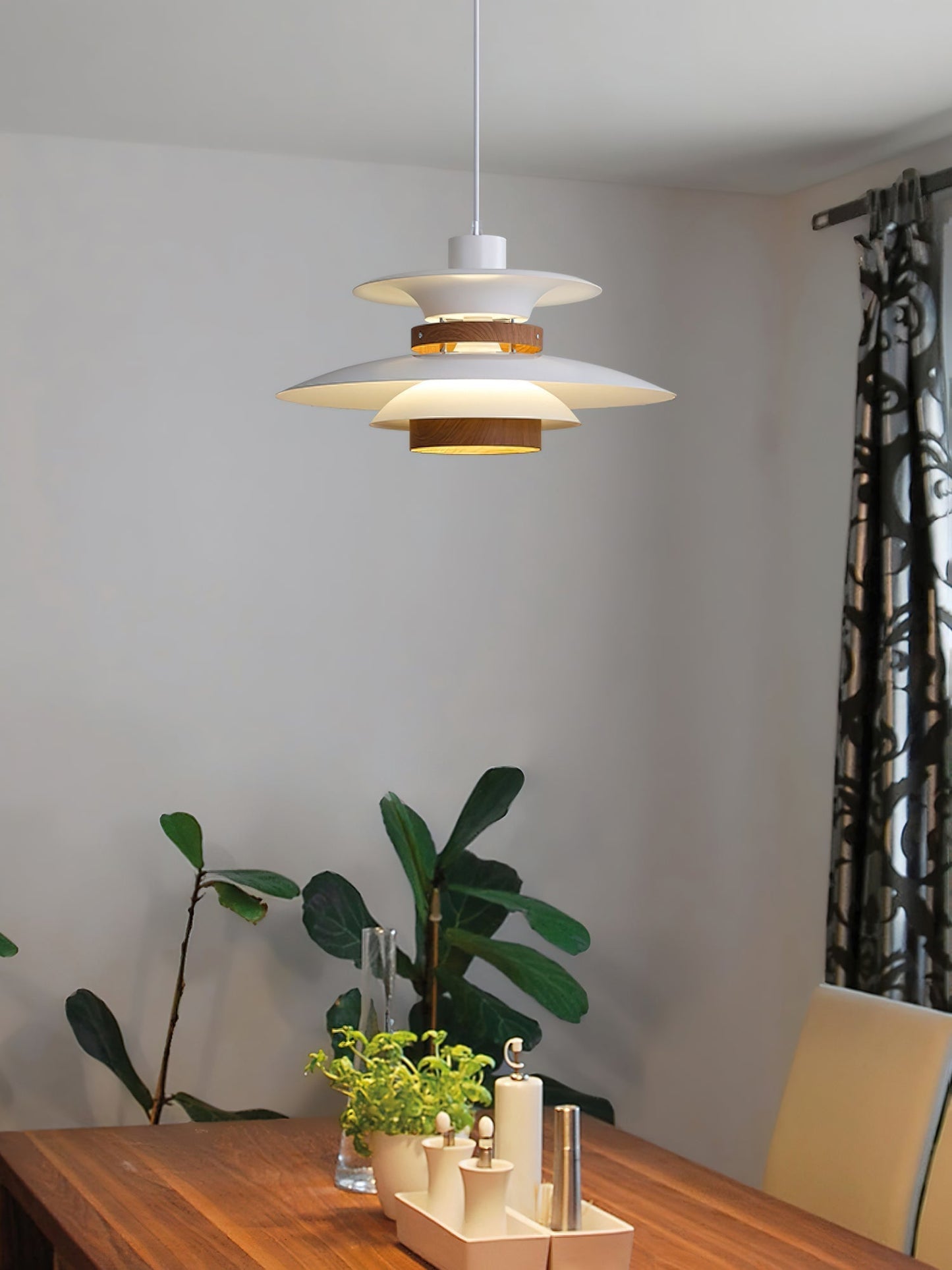 Mercero - Sleek Pendant Light