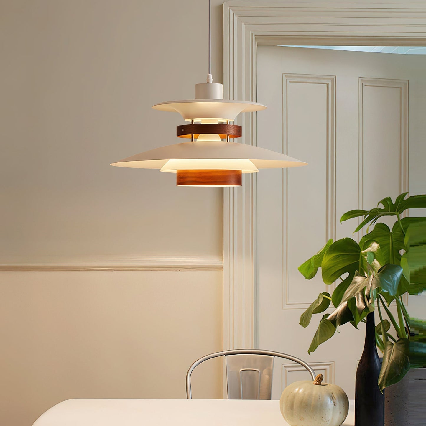 Mercero - Sleek Pendant Light