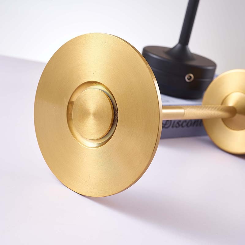 LumiAura – Wireless Rechargeable Mood Light