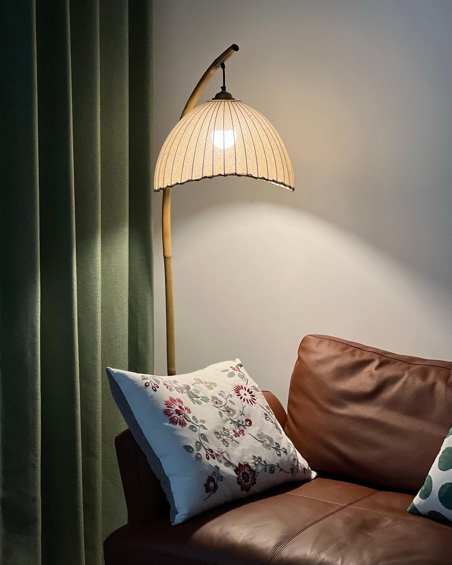Lumiéra - Japandi Bamboo Floor Lamp