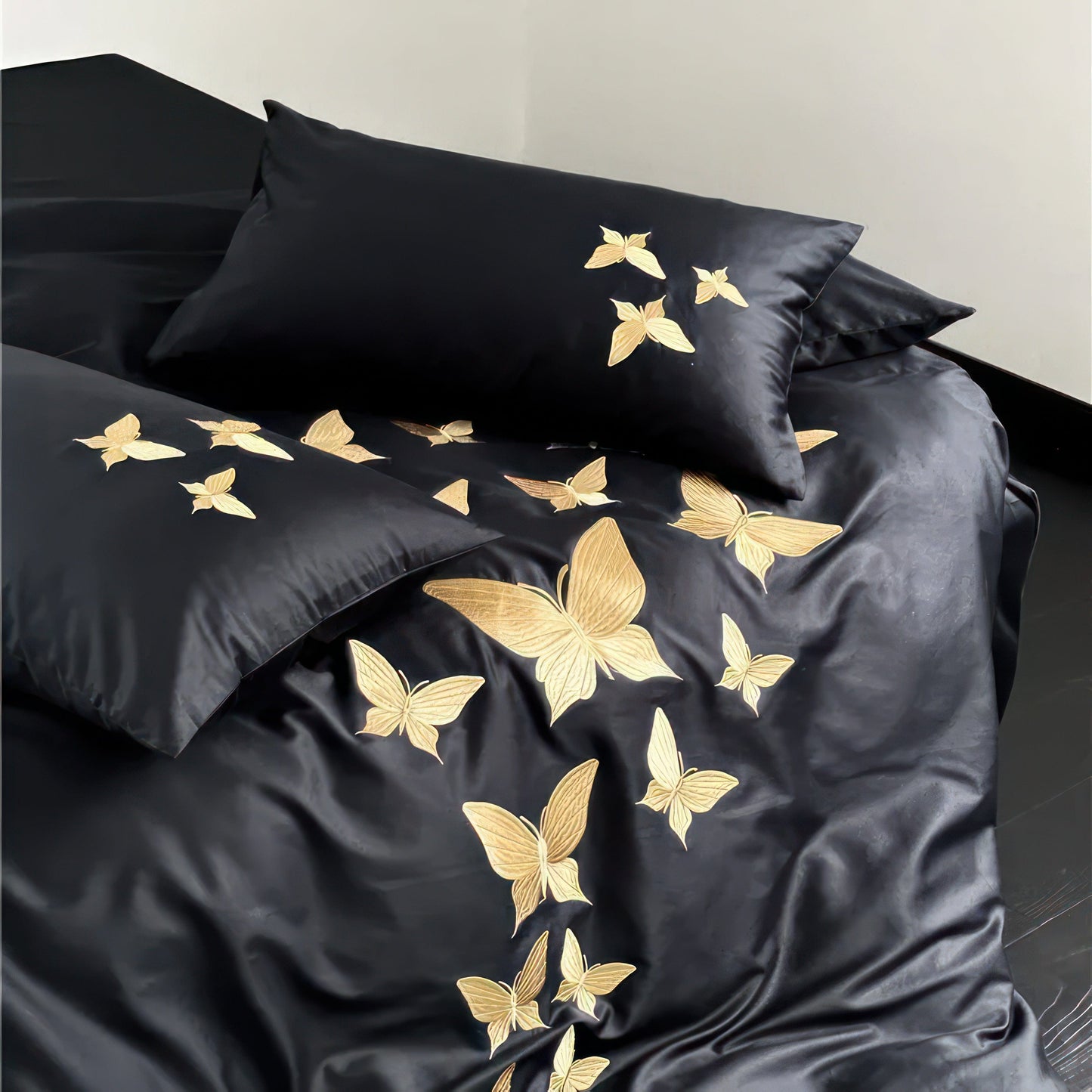 Golden Butterflies - Luxurious Egyptian Cotton King Size Duvet Cover Set-4