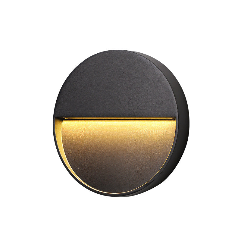 LumaStep – Sleek LED Wall Lamp for Stylish Staircase Lighting