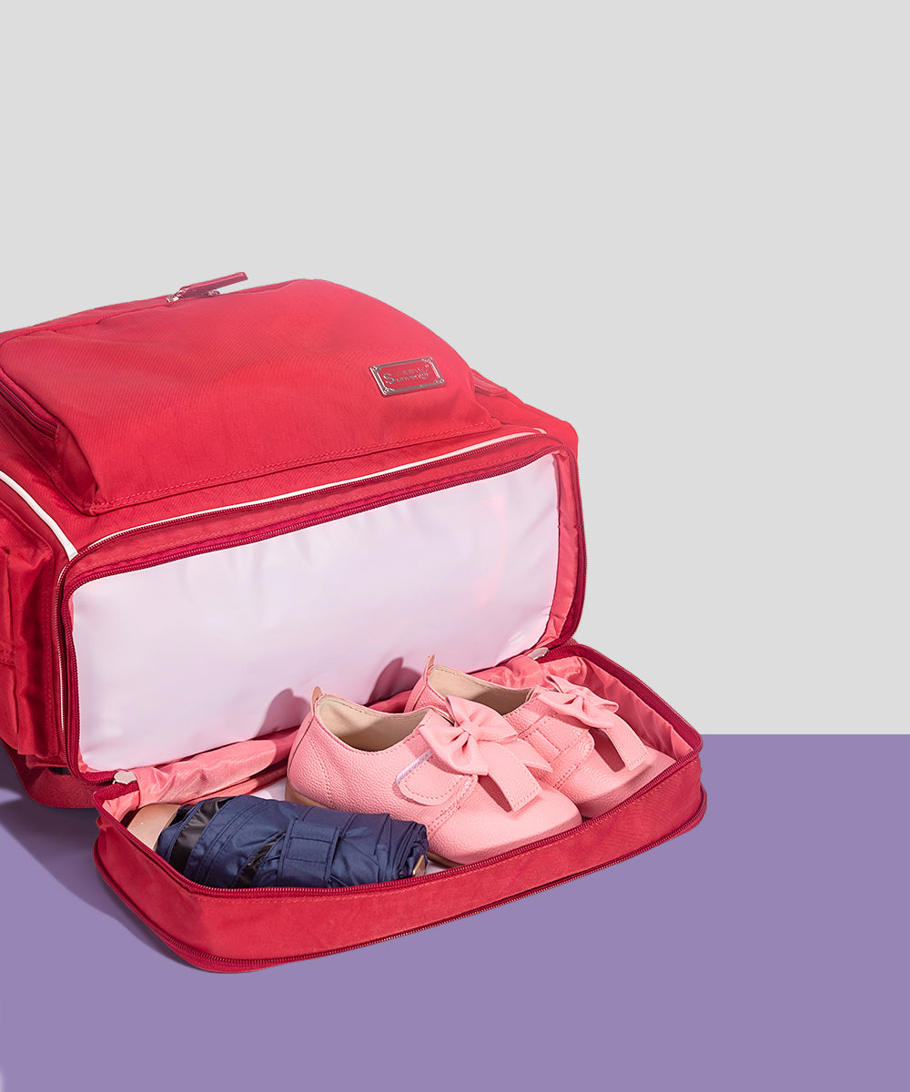 MomTote - Trendy Baby Diaper Backpack with Spacious Design
