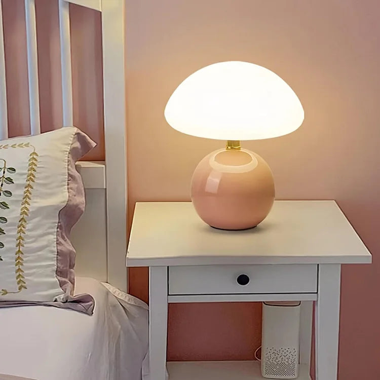 Lumiéra - French Cream Mushroom Table Lamp