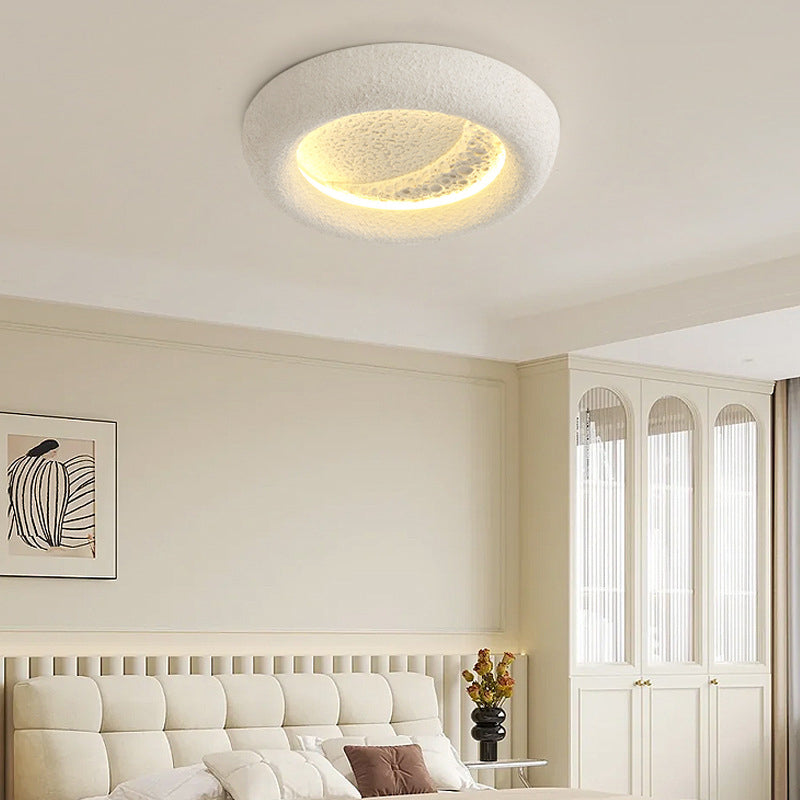 Luna - Elegant Circular Resin Wall Lamp