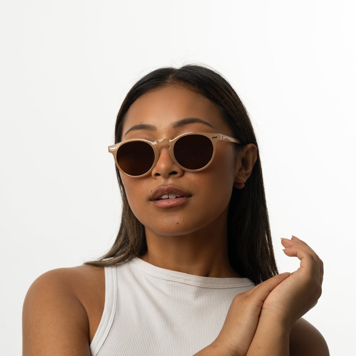 Petar Classic Ecru Round Sunglasses with Polarized Lenses for Unisex Style-6