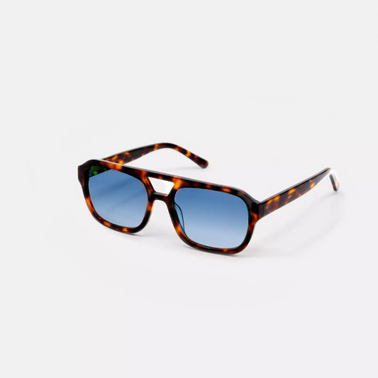 Dana Oversized Leopard Print Sunglasses - Vintage-Inspired Fashion Accessory