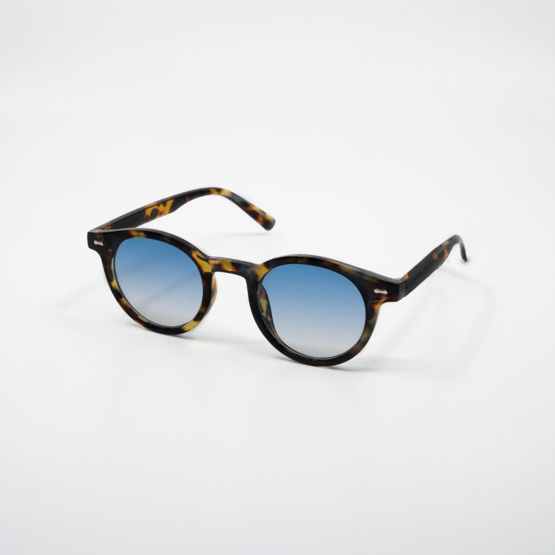NORD - Leopard Fade Fashion Accessory with Protective Case & Cleaning Cloth