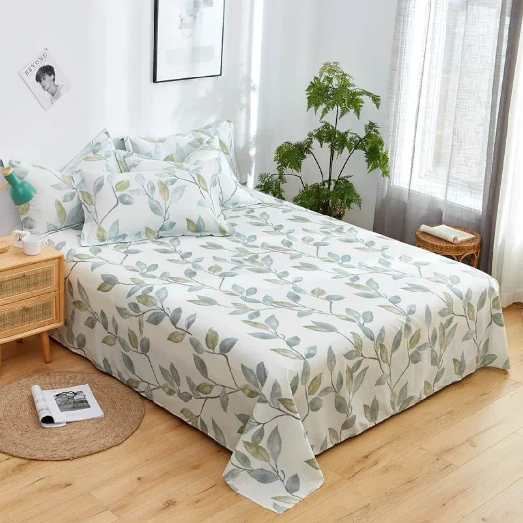 Liora - Elegant Luxury Bed Cover