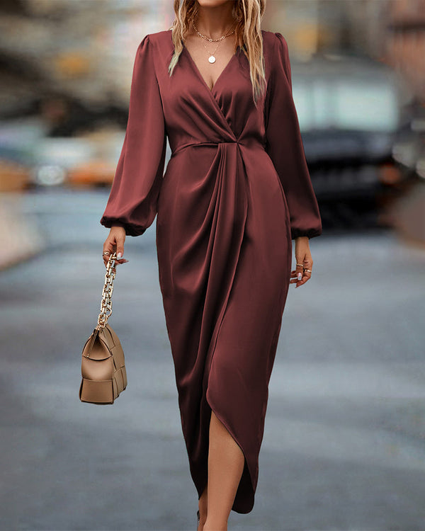 Luna - Flowing Women's V-Neck Dress