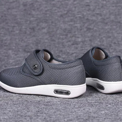 Serenity Steps – Men's Wide-Fit Comfort Shoes