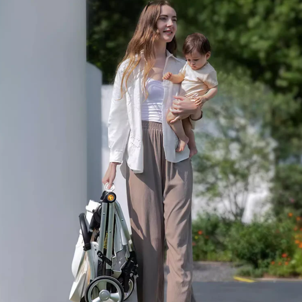 BebéEgg – Luxurious High Landscape Egg-Shaped Baby Stroller