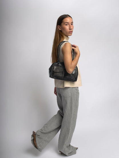 LuxeCraft - Sleek Distressed Leather Weekender Bag