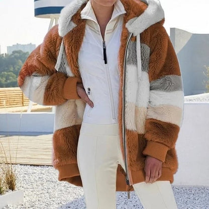 Lumière Luxe – Women's Cozy Lamb Wool Padded Coat