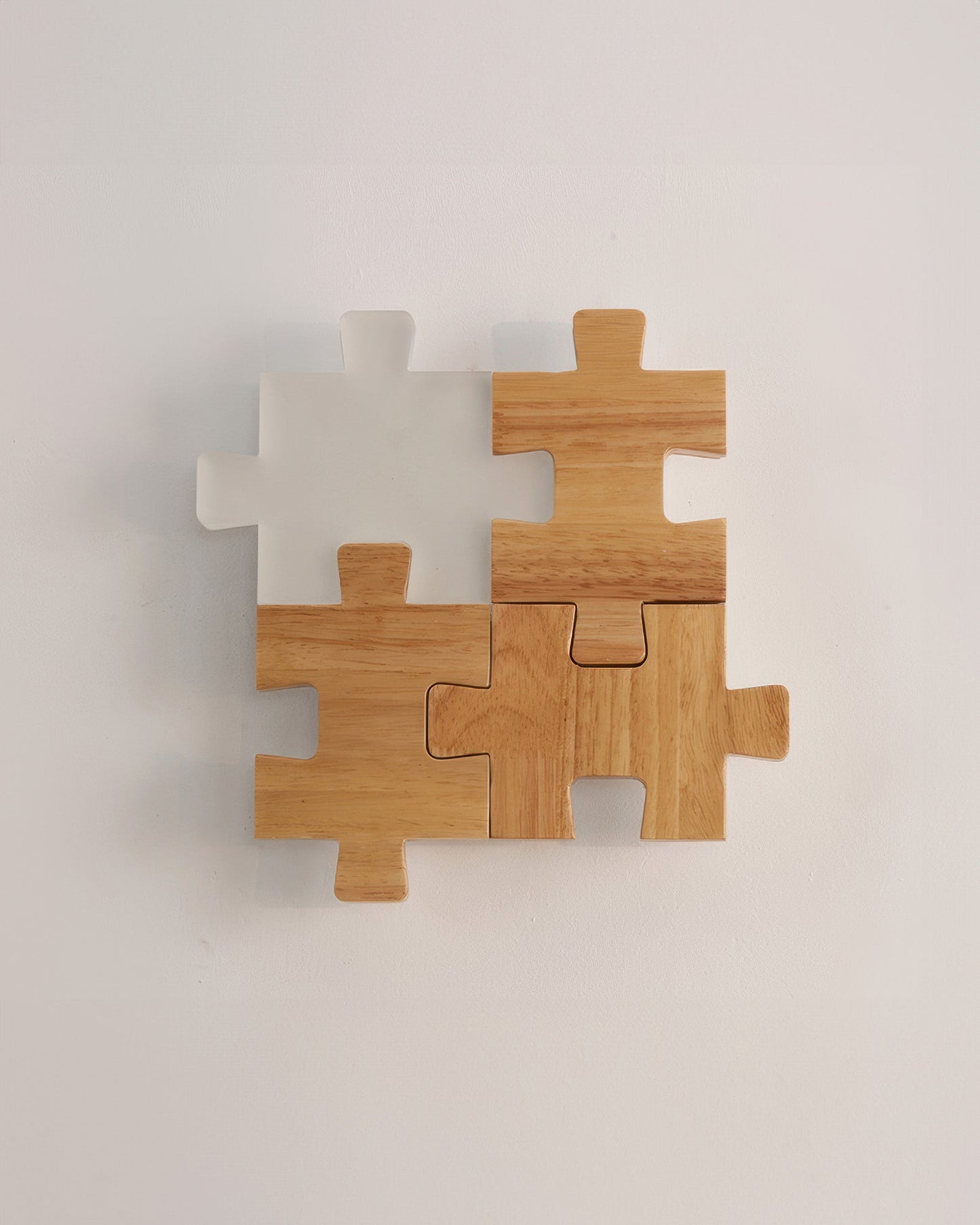 PuzzleGlow – Modern LED Wall Lamp with Wooden Playful Design